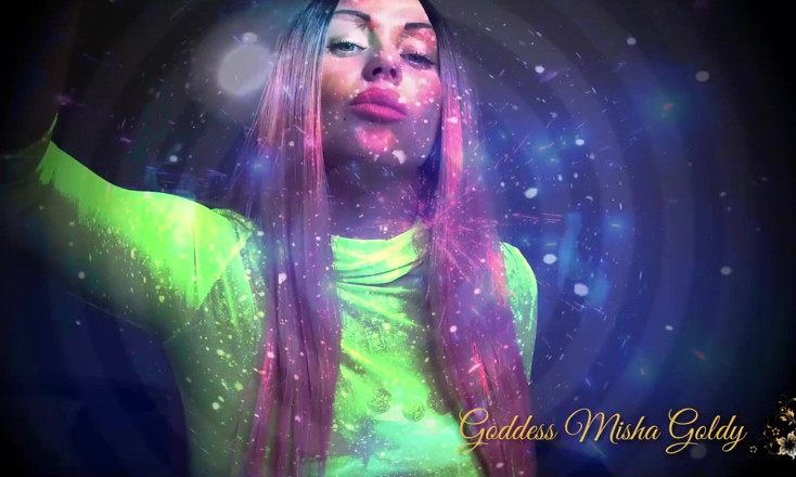 Goddess Misha Goldy: 本当に魅惑的なJOI体験!私の魔法の呪文で、一筆一筆があなたにさらなるエクスタシーをもたらします
