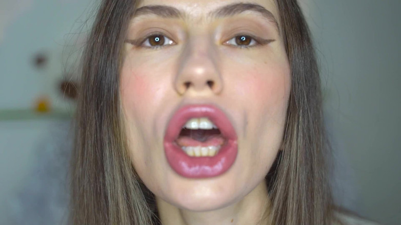 Rarible Diamond: Sexy meisje lip ruikende gfe
