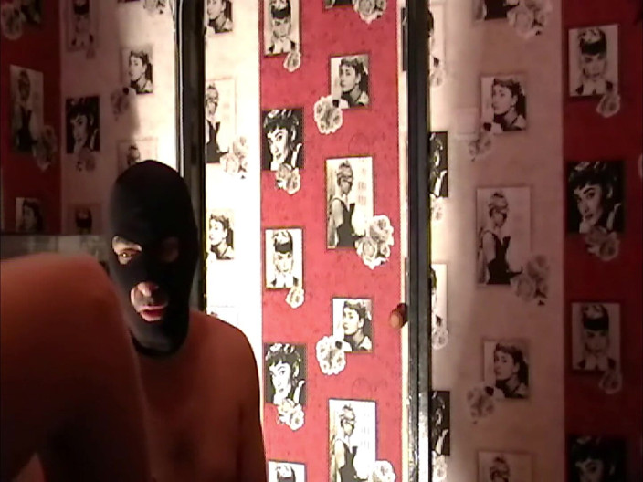 SassyTiff: Bdsm slave sniff ass