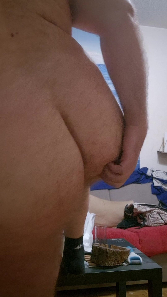 ChubbyDaddyBearLuka: Zralý a chlupatý medvěd a její tlustý zadek