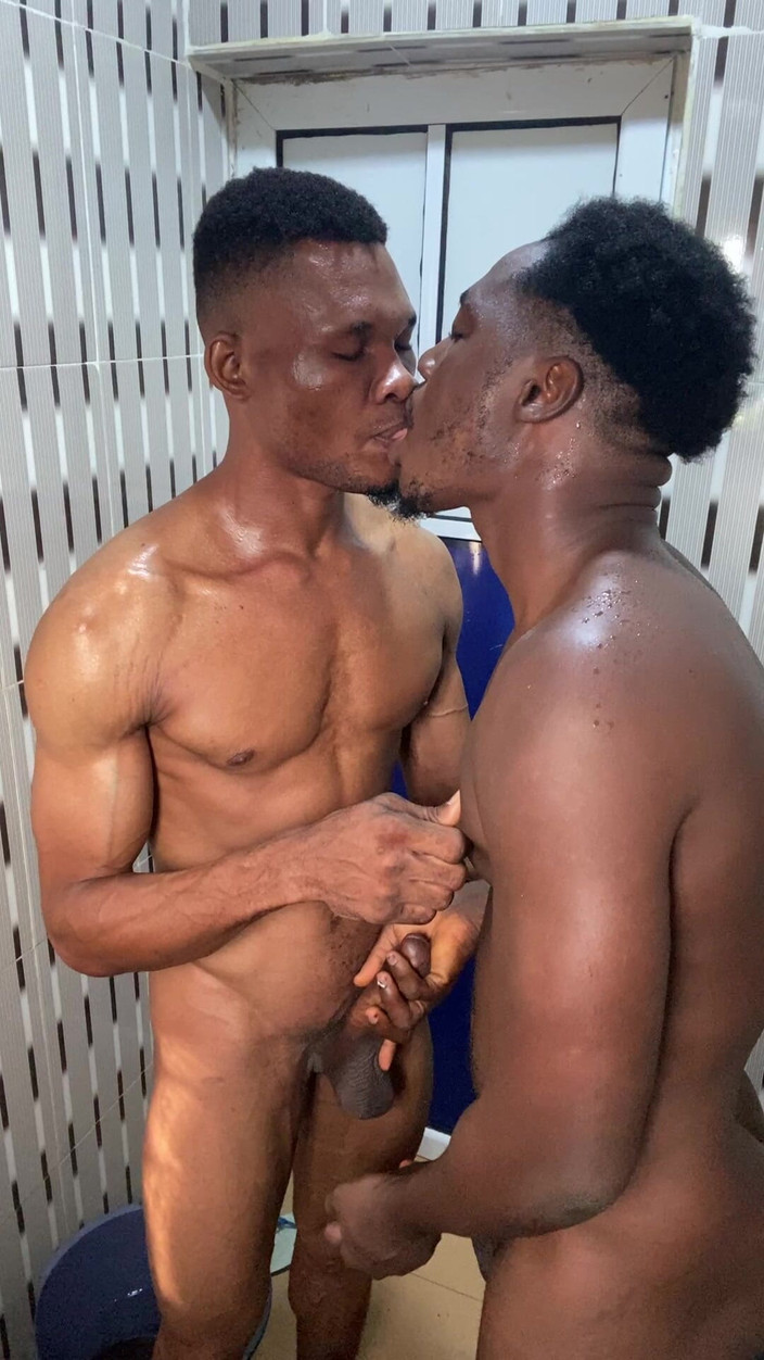 Dverse: své holky kapající