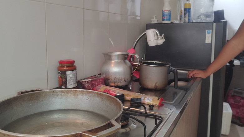 PABLO N3GROBAR: 릴 라티나의 시즌 4 - 50가지 쉐이드 5