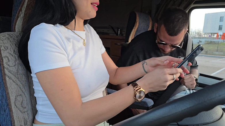 Labestiaylabella: Ich habe einen Über-kunden ohne bh abgeholt!