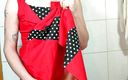 Sara non-binary: Дрочу в винтажном красном платье
