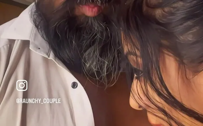 raunchy_couple: Juicelaa Greeting Ready to Cum U Out