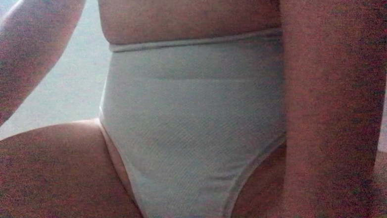 Thebeautybadby: woman wants big cock