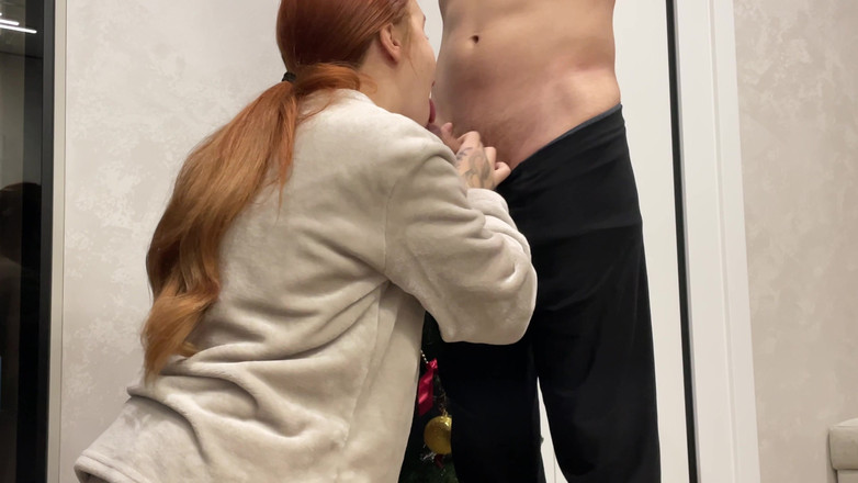 xKeryB: 18letá Studentka Nutí Svého Nevlastního Bratra Stříkat Dvakrát, Než Se...