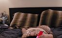 Big beautiful BBC sluts: Je m’amuse avec mes jouets, orgasmes gémissants incroyables