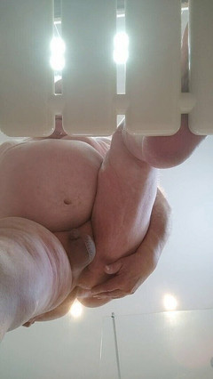 Karlchengeil: Sguardo profondo