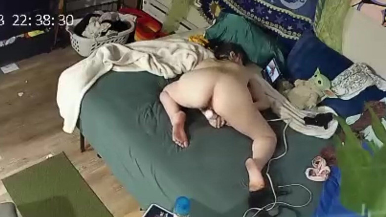 Wookie Princess: Cam in Step-moms Room
