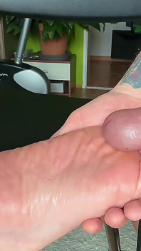 My Stepsister Beautiful Soles Footfetish Big Cum on Feet