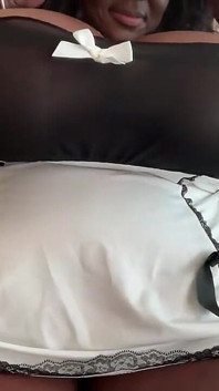 黑人胖美女挑逗和否认