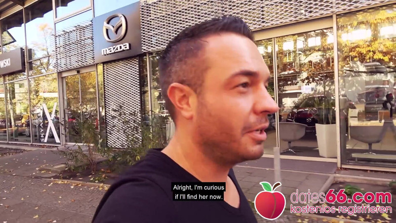 Dates66: Vicky, MILF sous-baisée, séance de sexe derrière la station-service !
