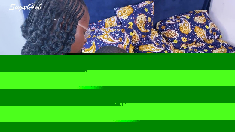 Sugarhug: Šukám ebony s velkým černým pérem a ona stříká všude