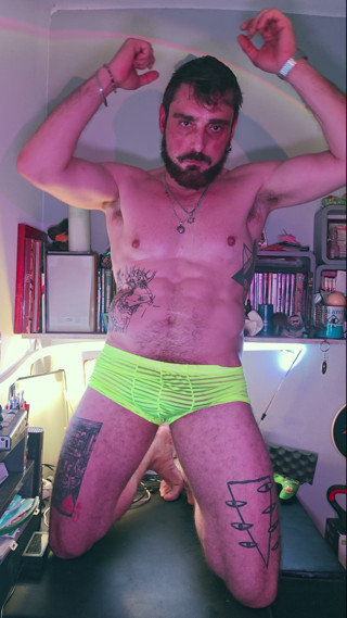 FLIP_FLOP: Jerking Me off in My Studio