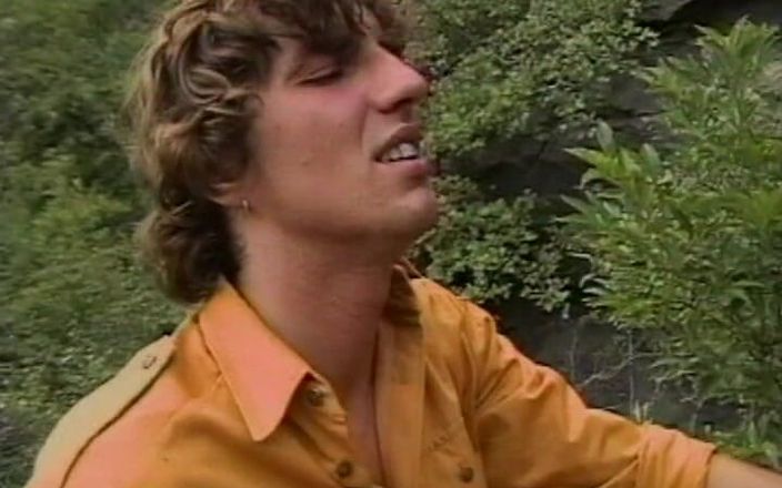 Gay 90's Vintage Porn: Жирные качок в плотской танце No2