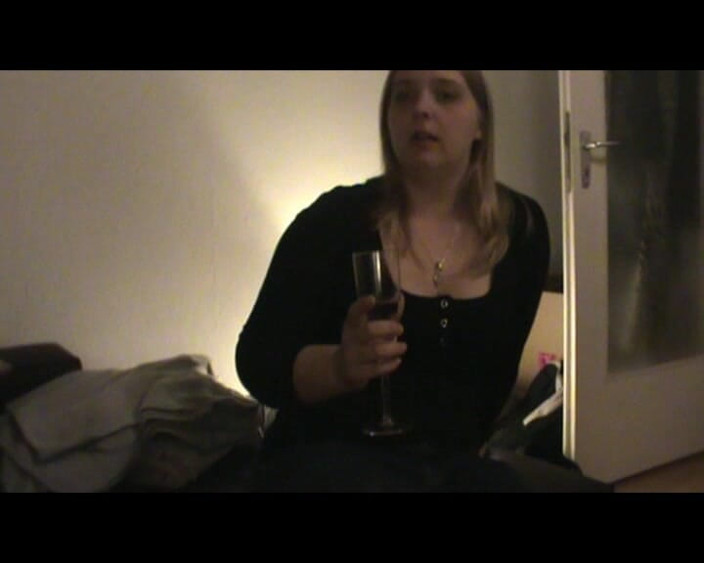 Mature Climax - 100% Mature Videos: Slim Dude Fucks Two Chunky Girls in Threesome