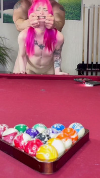 Seksi Yayıncı aşırı Sert Anal Seks Için Geri Dönüyor
