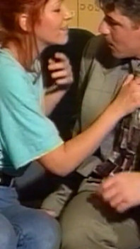 Napalona dojrzała blondynka ssie i pieprzy pulsujący kutas Hardcore