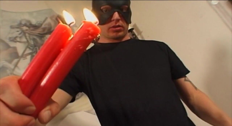 Absolute BDSM films - The original: Jeu de cire sur un corps parfait