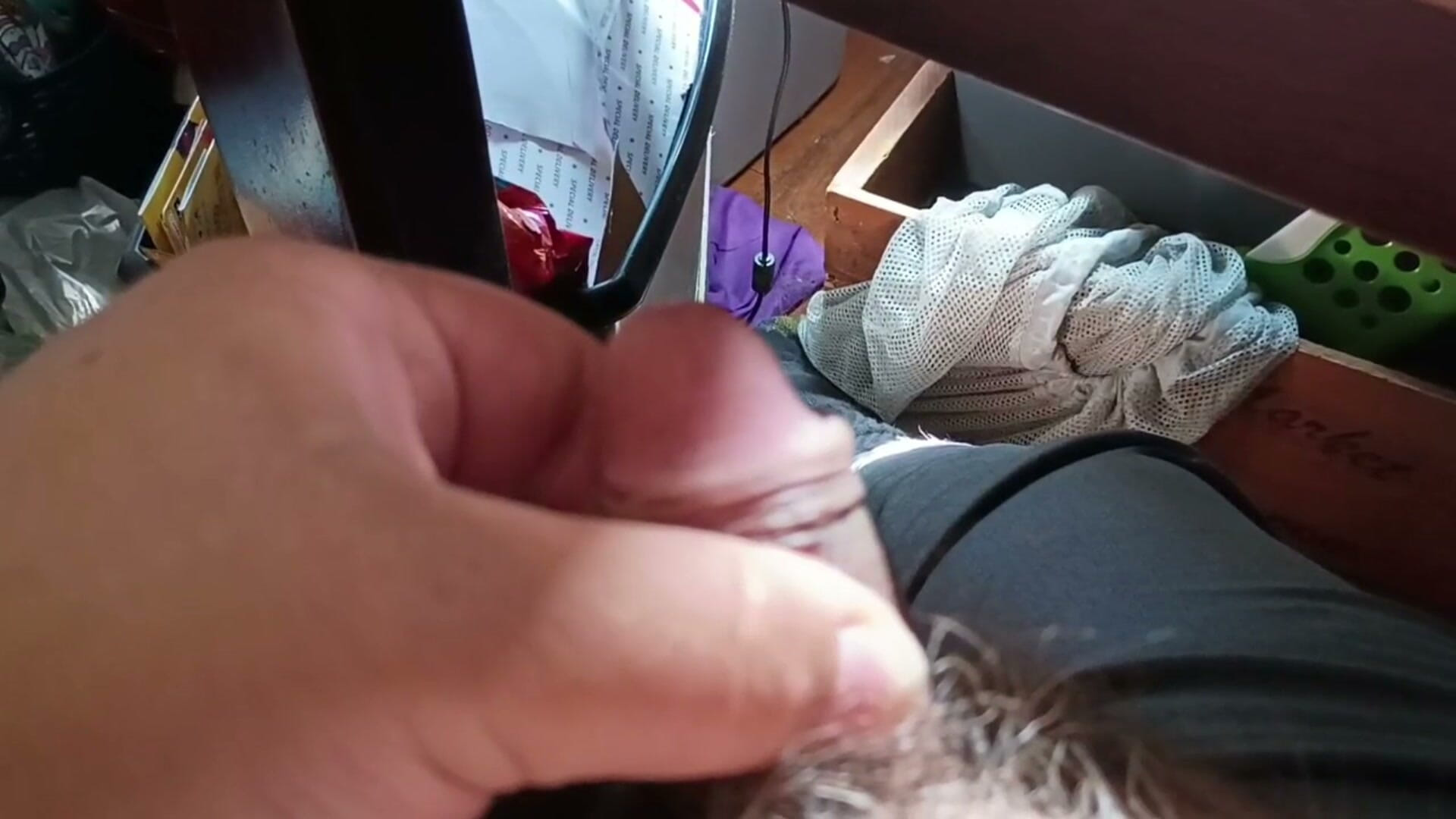 Cumming in the Daylight