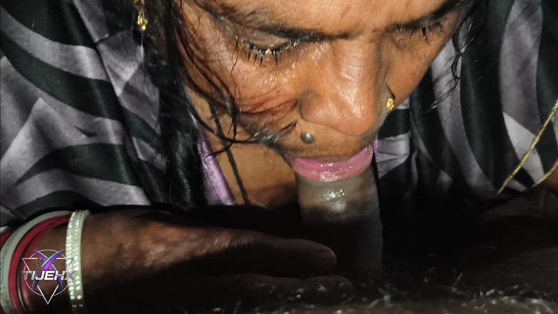 TijehX: Sangeeta si kakak ipar india lagi asik nyepong kontol dan...