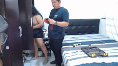 Jsexycouple17: Ho Scollegato Il Cavo Internet in Modo Che Il Tecnico...