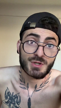 Sınırsız Zevki Severim. Enerji, Beden, Görme - Her Şey Gerçek. Eğer Hissediyorsan, Zaten Benim Izleyicimsin.