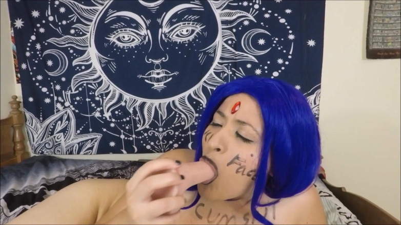 VickyVixen: Raven Cosplay jako Alice Angel