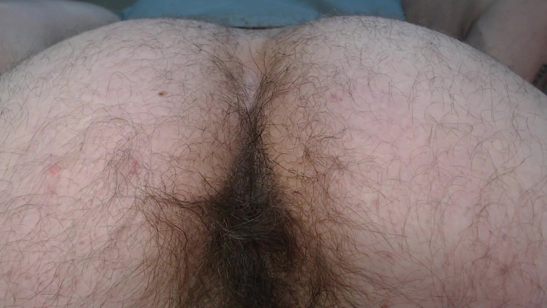Hunky time: Popüler talep üzerine osurup kıllı götümü gösterdim.