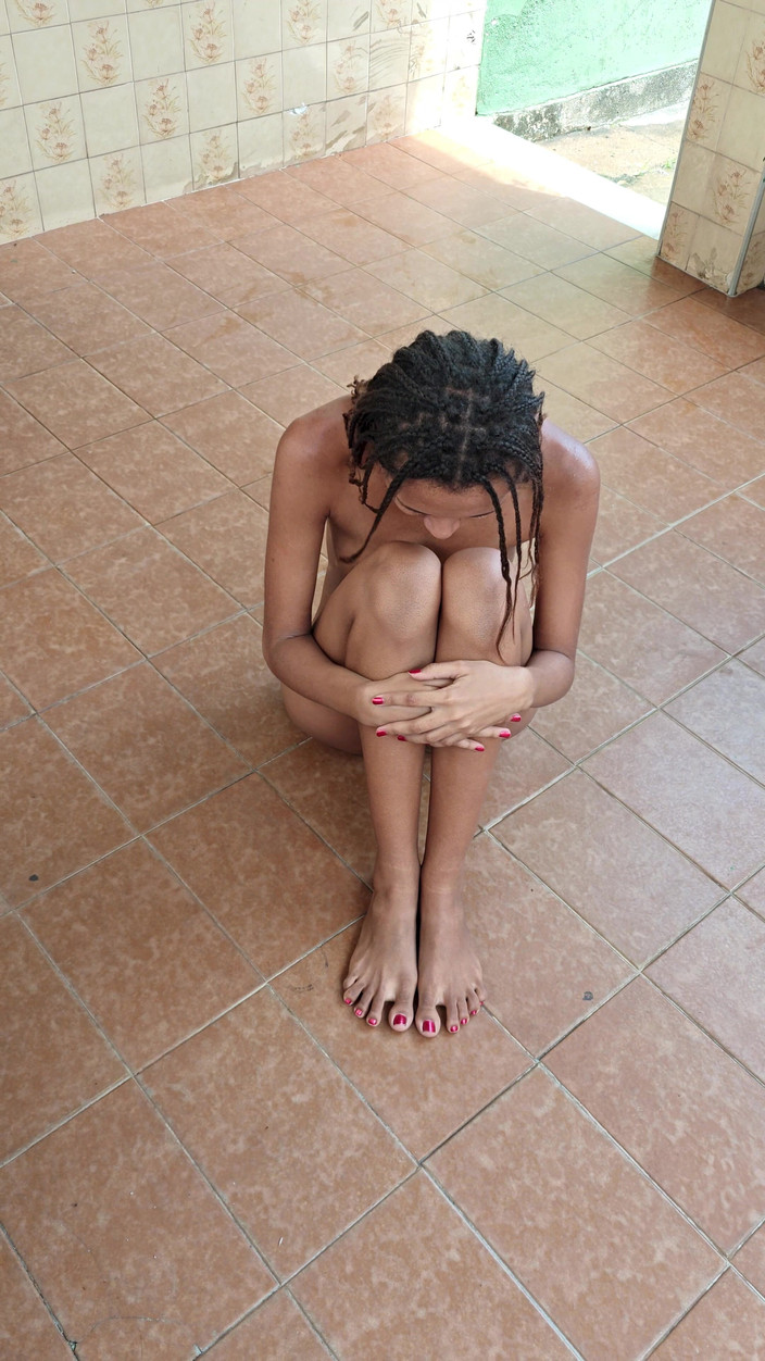 Lily Slav: Sedentary Sub Do Abs or Be Punished