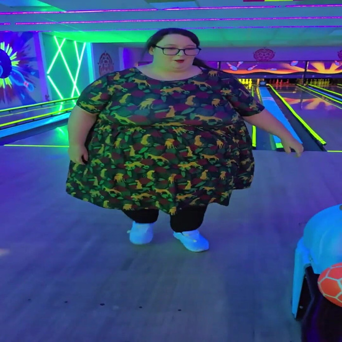 SSBBWLadyBrads: SSBBW na bowlingu