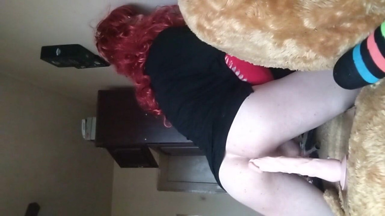 SissyBoySlutty: Ride my dildo