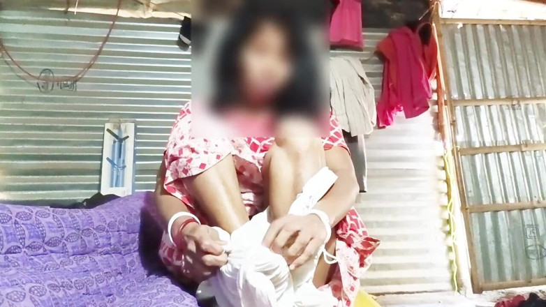 Bengaliauntykichut: Video di cambio del vestito