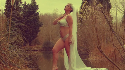 Kylie Britain Adventures: One lump or two