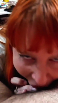 Hot Redhead Waits for the Neighbor Every Day When the Cuckold Goes to Work