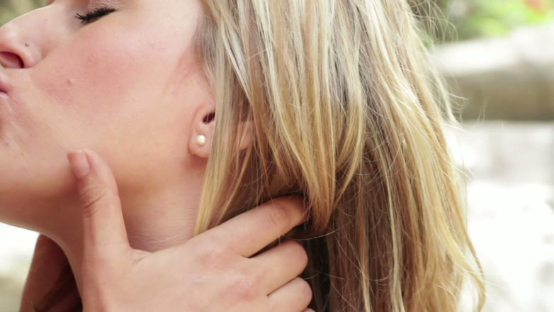 RATATATA!: Intensywne lesbijskie smaki dla Sashy Heart i Vanessy Veracruz