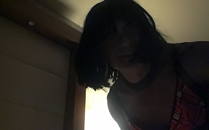 Jasmine Sub: Alone Horny Crossdresser Takes BBC Dildo