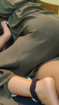 Vacker stor röv Hijab MILF rider enorm kuk