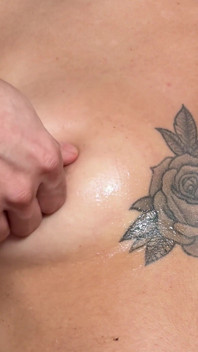 Nippelpiercing - Gepiercte Nippel, Anbetung Und Spielen