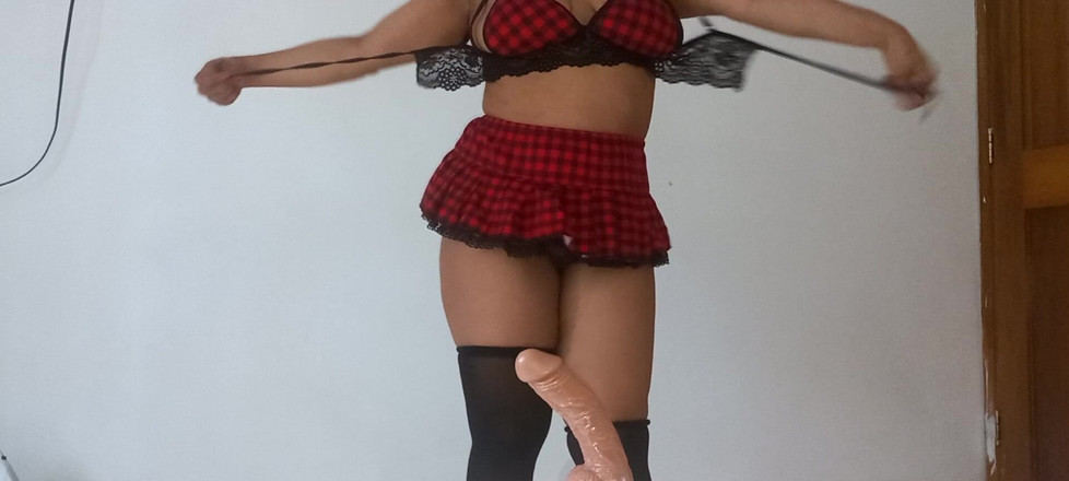 PATY PATY: Смотрите эту захватывающую историю!! Первая секс-игрушка для горячей студентки