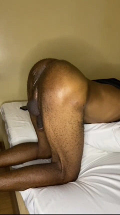 Chief_daddyy: Ein heterosexueller typ verliert seine jungfräulichkeit in der Hand eines...