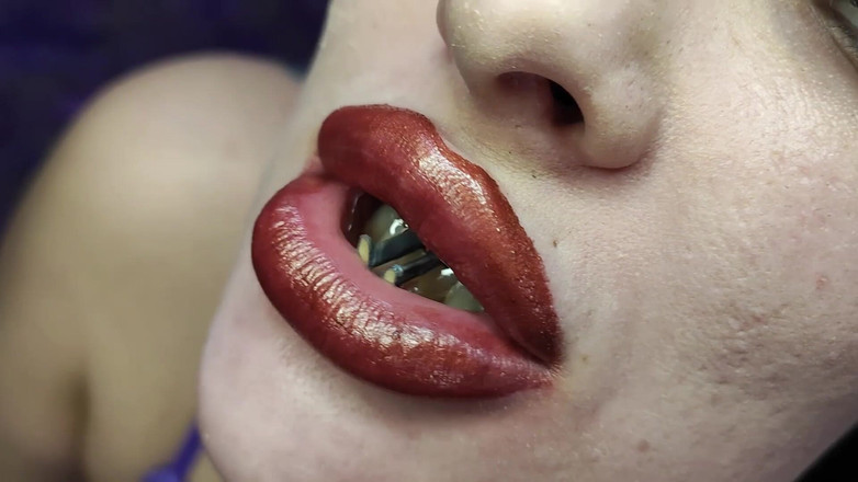 Princess18_: Penyembahan kaki gergasi