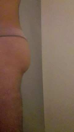 BiCgn: Giochi di culo