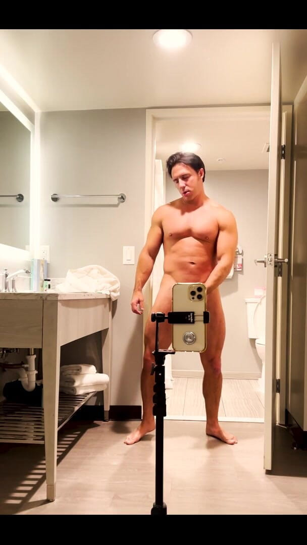 Reese Rideout: Hotel Jo