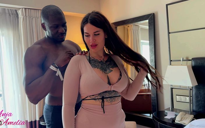Anja Amelia: My First BBC - FFM at the Hotel Room