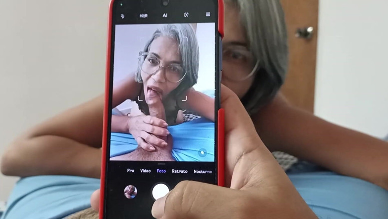 Swingersamateur40: Я беру фотографии, чтобы отправить моему бойфренду, и все выходит из-под контроля (сиськи, задница, хуй, стоны)