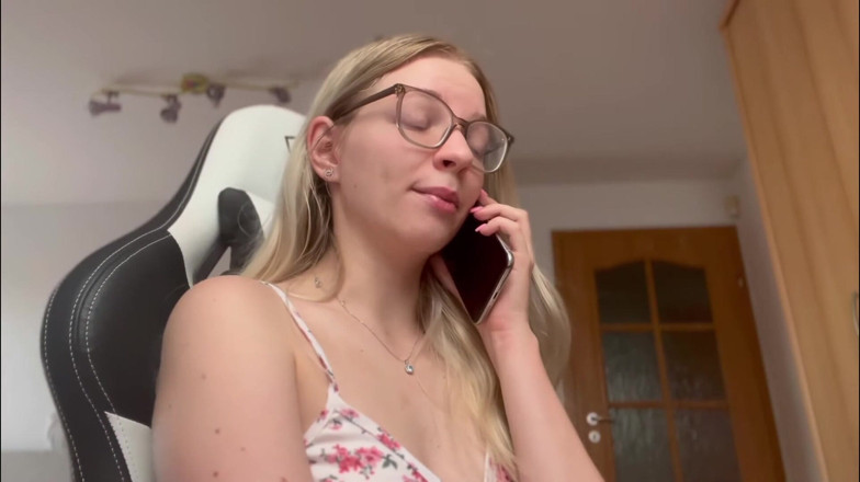Goddess_Bella_Rae: Du är en inkompetent cuckold asmr rollspel