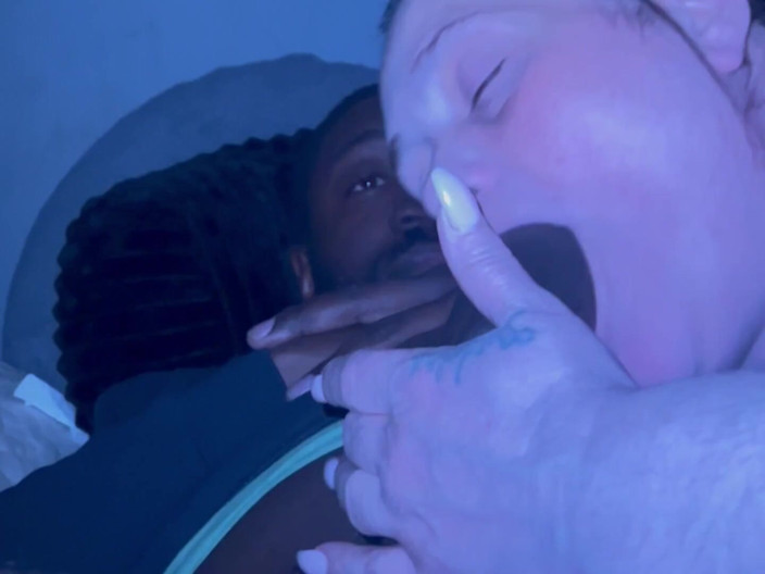Magic gums: No Teeth All Treat