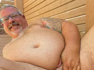 Hand-Free-Daddy-Chub: Beach Bear Coach Bear Has Key West Orgasm Because Its 3...